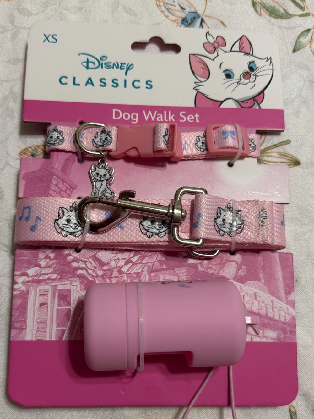 Disney Classics Pink Marie Leash and Collar Set